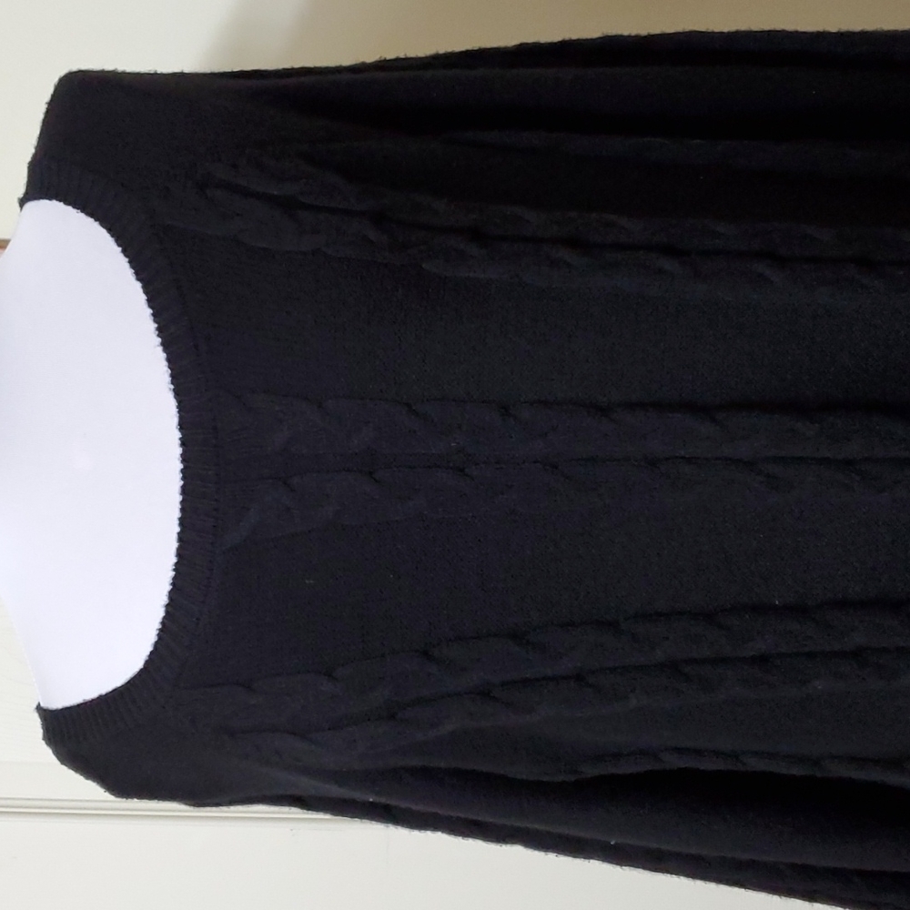 Sweater - Picture 2 of 10